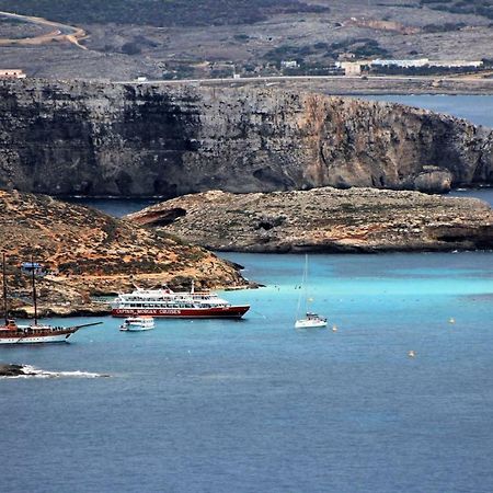 Felluga Harbour View Apartment Qala Bagian luar foto